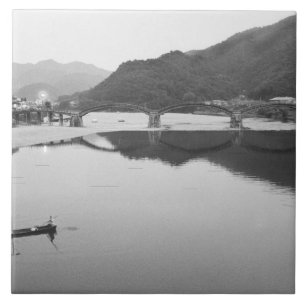 Azië, Japan, Iwakuni. Vissers en historische Tegeltje