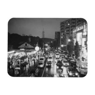 Azië, Japan, Tokio. Avond, Harajuku Station, Magneet