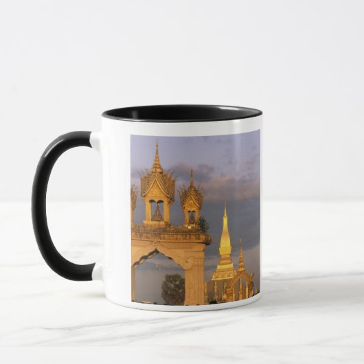 Azië, Laos, Vientiane. Dat Luang-tempel. Mok (Links)