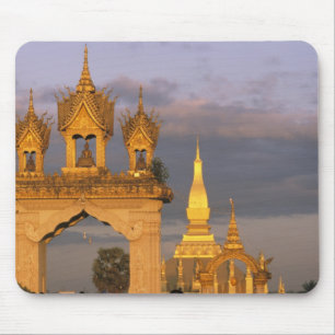 Azië, Laos, Vientiane. Dat Luang Tempel. Muismat
