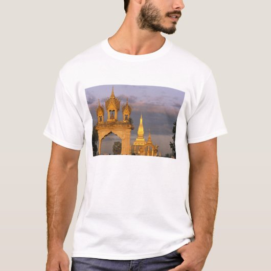 Azië, Laos, Vientiane. Dat Luang-tempel. T-shirt (Voorkant)
