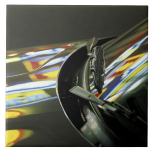 Azië, Maleisië, Melaka. Neonreflecties in de aut Tegeltje