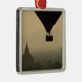 Azië, Myanmar, Bagan, ballon over tempels van Metalen Ornament (Rechts)