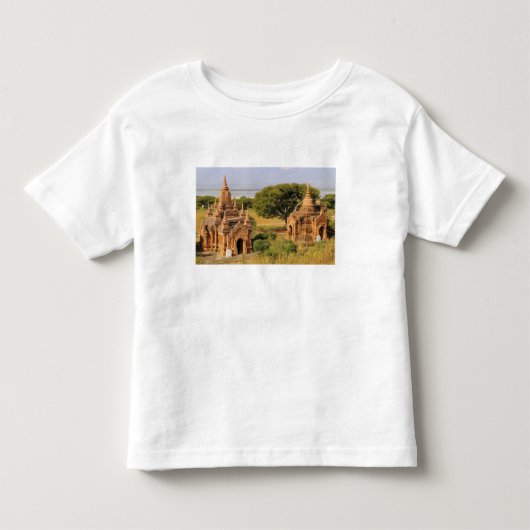 Azië, Myanmar (Birma), Bagan (Pagan). Diverse 2 Kinder Shirts (Voorkant)