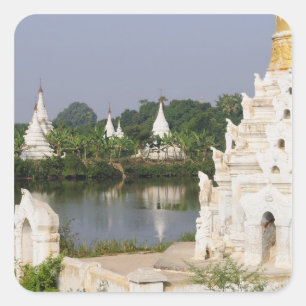 Azië, Myanmar (Birma), Mandalay. Een boeddhist Vierkante Sticker
