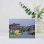 Azië, Myanmar, Inle Lake. Een drijvend dorp op Briefkaart (Staand voorkant)