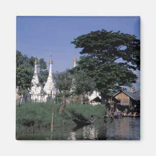 Azië, Myanmar, Inle Lake. Een drijvende markt. Magneet