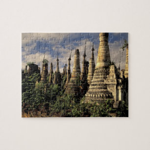 Azië, Myanmar, Inle Lake. Oude ruïnes van Legpuzzel