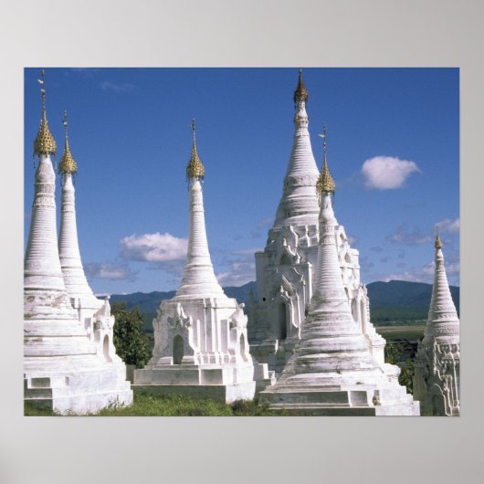 Azië, Myanmar, Inle Lake. Pagodes. 2 Poster (Voorkant)