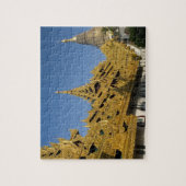 Azië, Myanmar, Yangon. Golden stupa van Shwedagon  Legpuzzel (Verticaal)