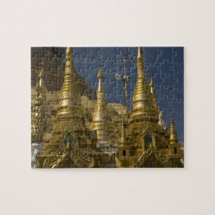 Azië, Myanmar, Yangon. Gouden stoepa van Shwedagon Legpuzzel