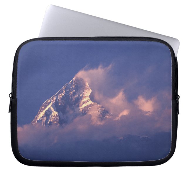 Azië, Nepal. Machhapuchhare Laptop Sleeve (Voorkant)