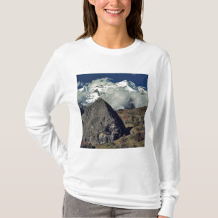 Azië, Nepal, Sagarmatha NP. Een boeddhistisch gebe T-shirt