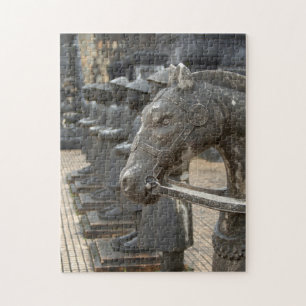 Azië, Vietnam. Beeldjes en paardenstandbeelden Legpuzzel