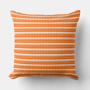 Aztec-bergen - Oranje met wit Kussen