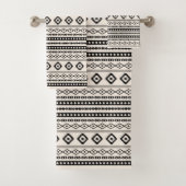 Aztec Black op Cream Mixed Motifs Herhaalt patroon Bad Handdoek (Insitu)