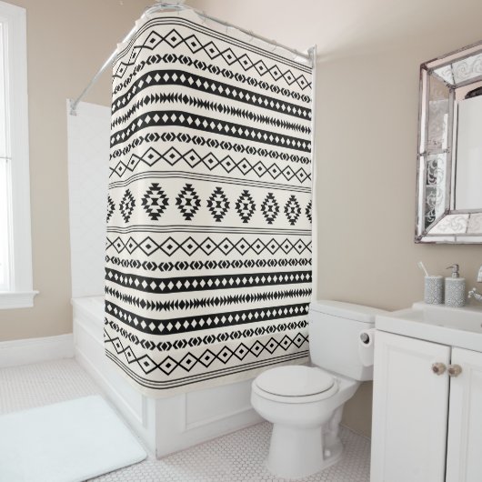 Aztec Black op Cream Mixed Motifs Pattern Douchegordijn (In situ)