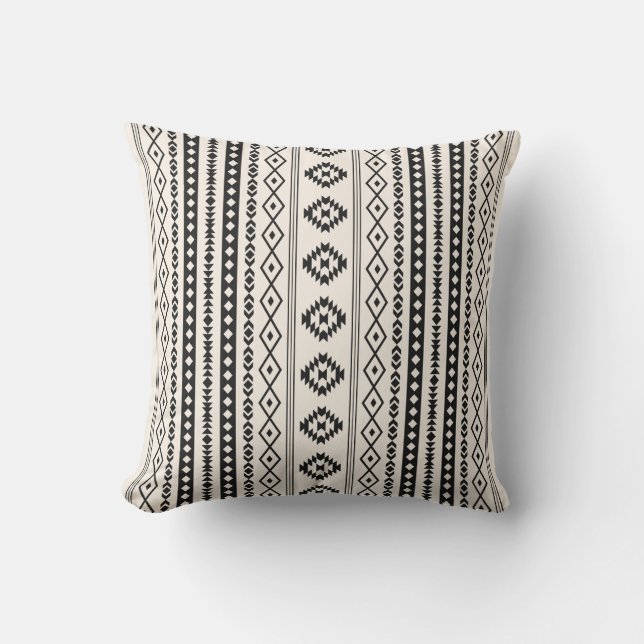 Aztec Black op Cream Mixed Motifs (V) Pattern Buitenkussen (Voorkant)