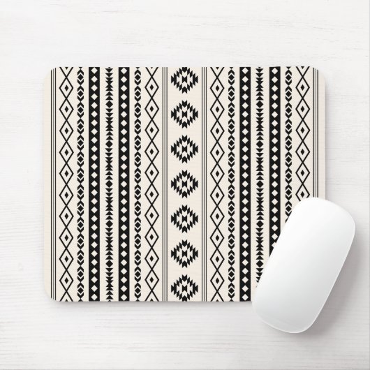 Aztec Black op Cream Mixed Motifs V Pattern Muismat (Met muis)