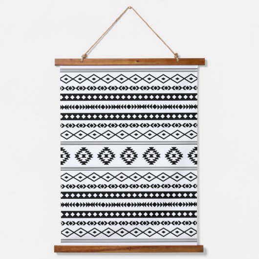 Aztec Black op White Mixed Motifs Pattern Hangend Wandkleed (Voorkant)