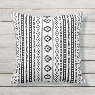 Aztec Black op White Mixed Motifs (V) Pattern Buitenkussen
