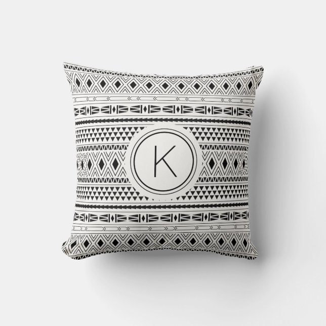 Aztec Black White Geometric Pattern Monogram Kussen (Voorkant)