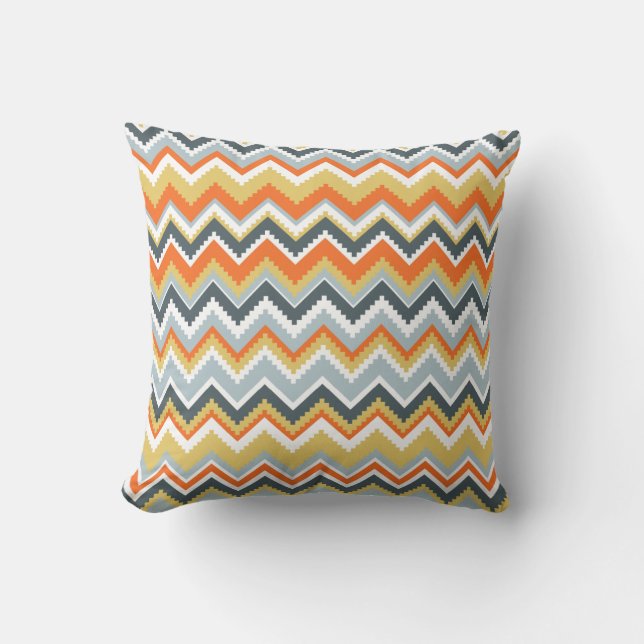 Aztec Chevron #9 @ VictoriaShaylee Kussen (Voorkant)