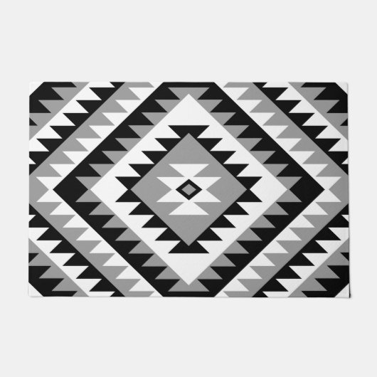 Aztec Diamond Motif Design Black White Grey Deurmat (Voorkant)