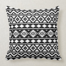 Aztec Essence Pattern III White op Black Kussen