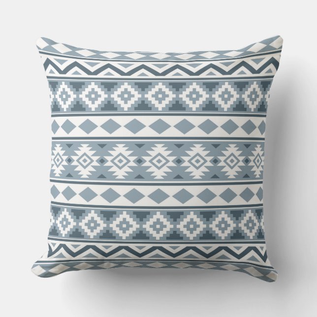 Aztec Essence Pattern IIIb Blue-Grays & White Kussen (Voorkant)