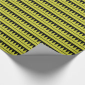 Aztec Mountains - Banana Yellow on Black Cadeaupapier (Hoek)