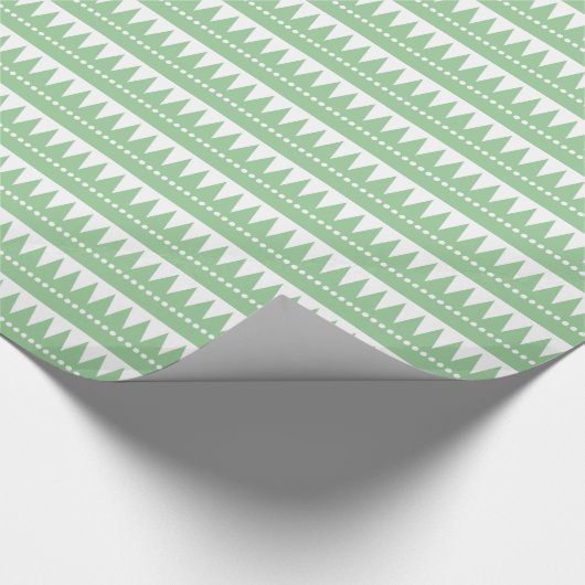 Aztec Mountains - Faded Green op White Cadeaupapier (Hoek)