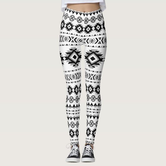 Aztec Pattern Black and White Leggings (Voorkant)