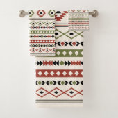 Aztec Rust Green Black Cream Mixed Motifs Pattern Bad Handdoek (Insitu)