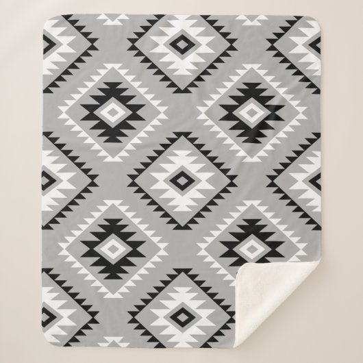 Aztec stijl motief groot patroon zwart wit grijs sherpa deken (Voorkant)