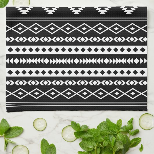 Aztec White op Black Mixed Motifs (V) Pattern Theedoek (Gevouwen)