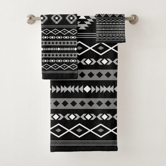 Aztec Wit Grijs Zwart Gemengde Motieven Patroon Bad Handdoek (Insitu)