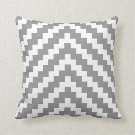 Aztec Zigzag Pattern in Grey and White Kussen