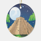 Azteekse piramide keramisch ornament (Links)