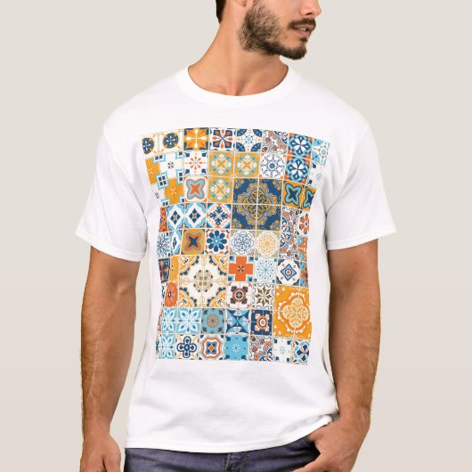 Azulejo Portugees Tegels: Multicolor  T-shirt (Voorkant)