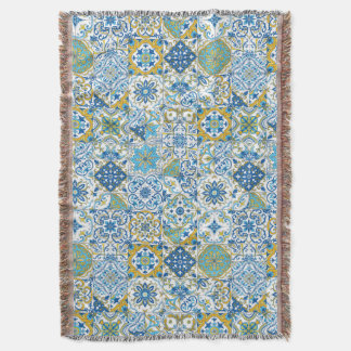 Azulejo tiles in blue and yellow deken