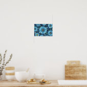 Azure Blooms: Levendig Blauw Bloempatroon Poster (Keuken)