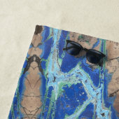 Azurite Stone Beige en Turquoise Strandlaken (In situ)