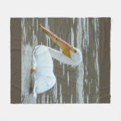 B15 Witte Pelikaan op Modderig Water Fleece Deken (Voorkant (Horizontaal))
