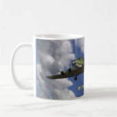 B17F Vliegende fort Koffiemok (Links)