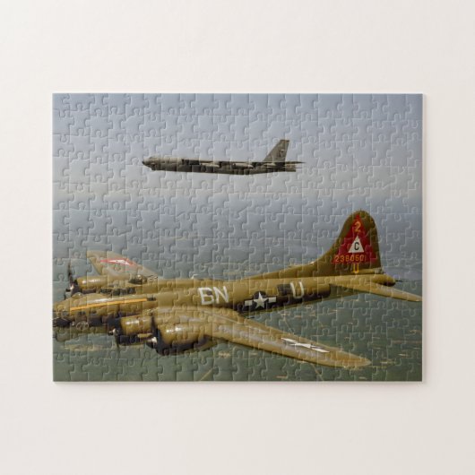 B17G- en B52H-komkommers in de vlucht Legpuzzel (Horizontaal)