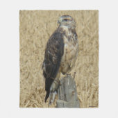 B36 Ferruginous Hawk in Wheat Field Fleece Deken (Voorkant)