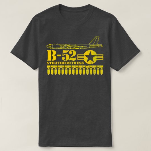 B52 Stratofort in nood T-shirt (Design voorkant)