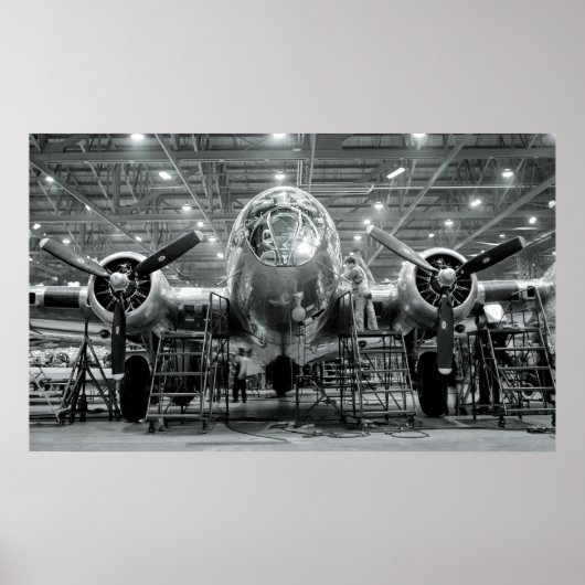B 17 F Flying Fortress Heavy Bomber - 1942 Poster (Voorkant)