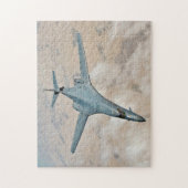 B-1B Bomber tijdens de vlucht - Volledig voorwaart Legpuzzel (Verticaal)